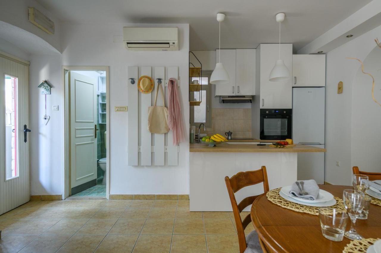 Apartman Aleksandra Pula Zewnętrze zdjęcie